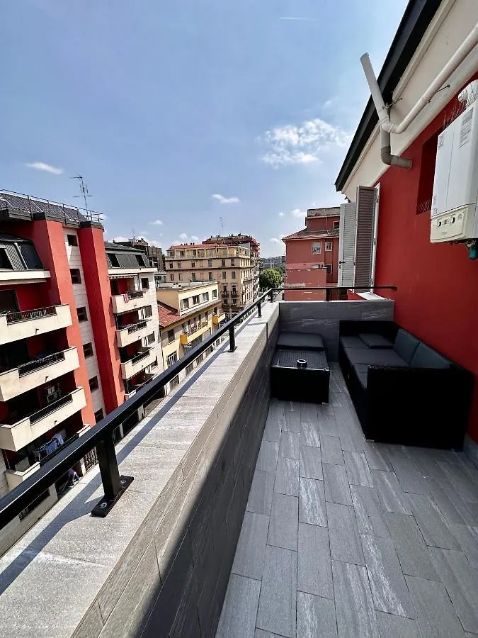 Splendido Appartamento In Design Con Terrazzo Milan